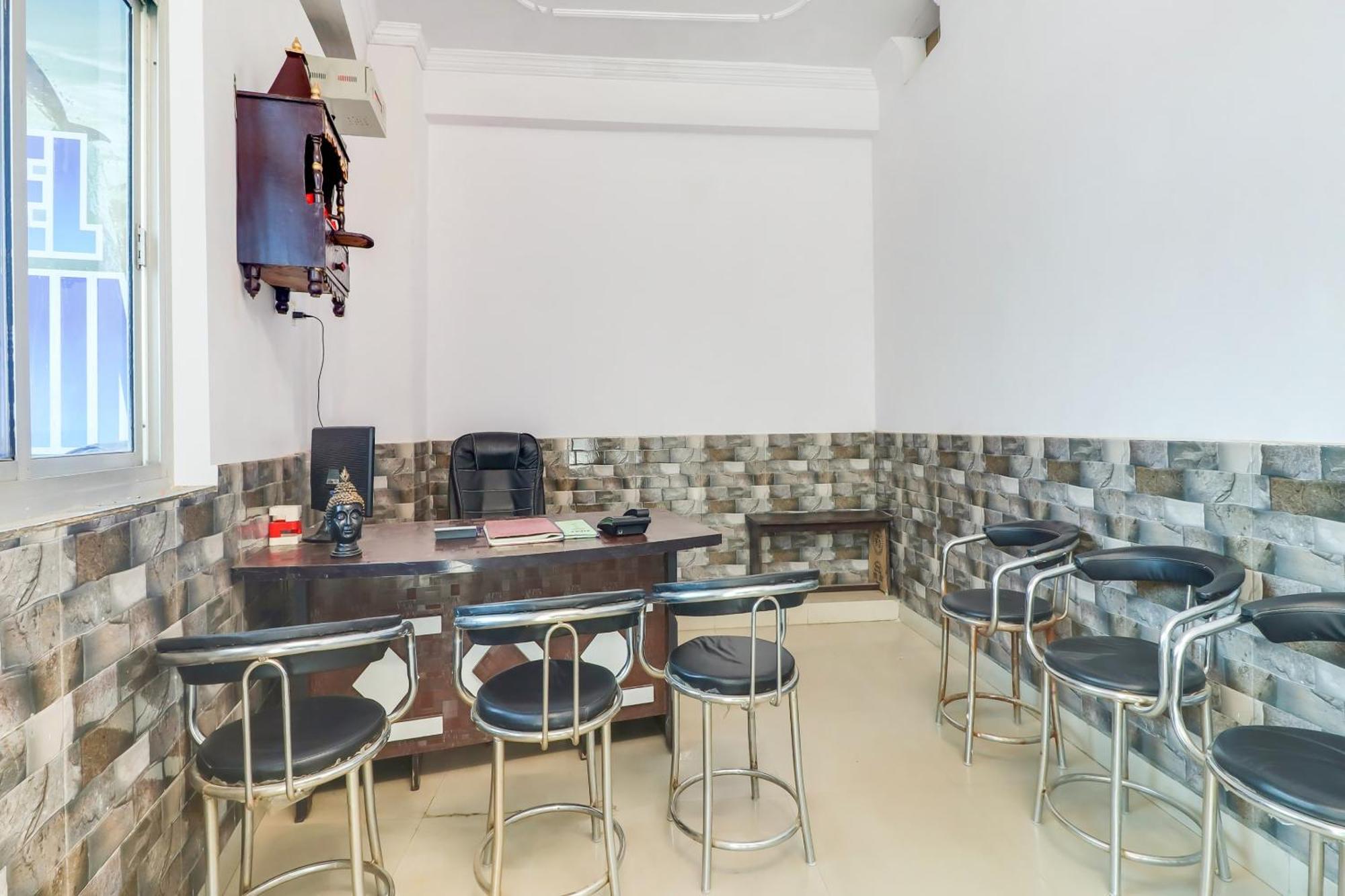 Hotel O Dolphin Λάκναου Εξωτερικό φωτογραφία