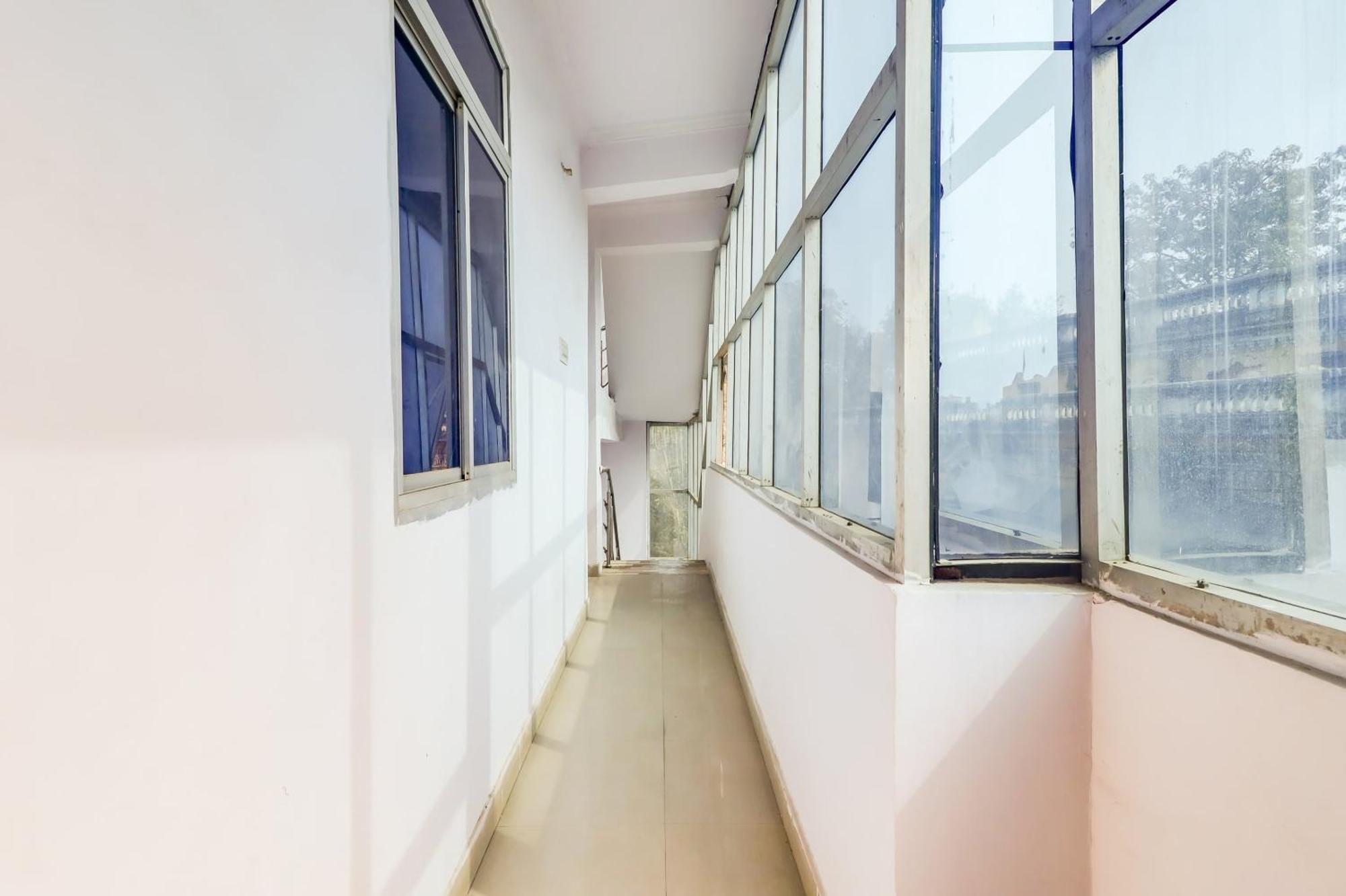 Hotel O Dolphin Λάκναου Εξωτερικό φωτογραφία